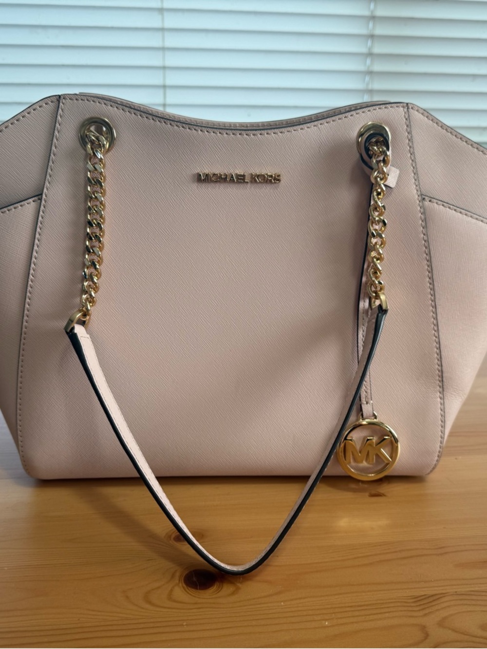 Michael Kors Pale Pink Saffiano Chain-Handle Shoulder Bag